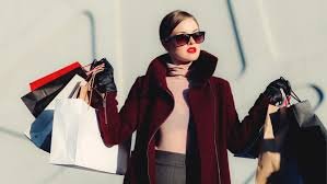 Fashion Blogging: How to Start & Succeed in 2024