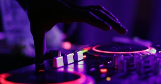 Popular Music in 2025: The Soundtrack of a New Era