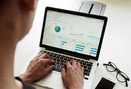 Sales: Building Relationships, Not Just Closing Deals